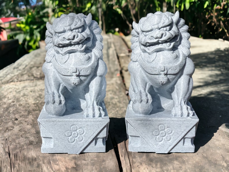 Foo Dogs Chinese Statue - Garden Sculpture Decor