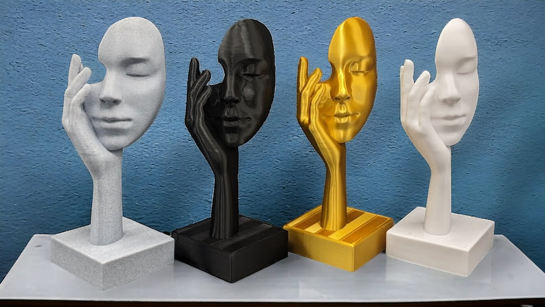 Abstract Sculpture - Surrealism Women Sculpture