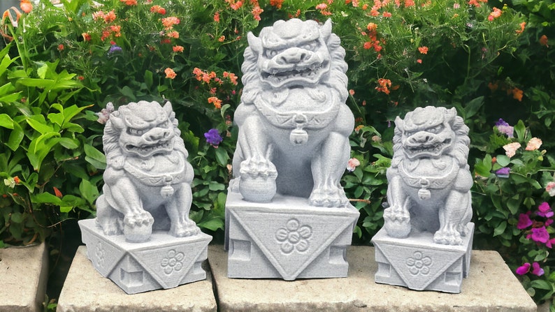 Foo Dogs Chinese Statue - Garden Sculpture Decor